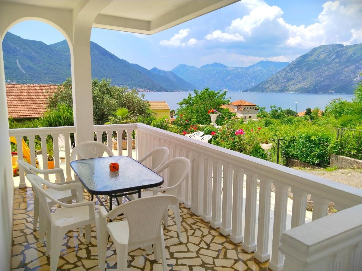 Apartments Sonja Kotor Exterior foto